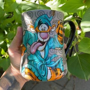 Disneyland Winnie the Pooh tiger mug